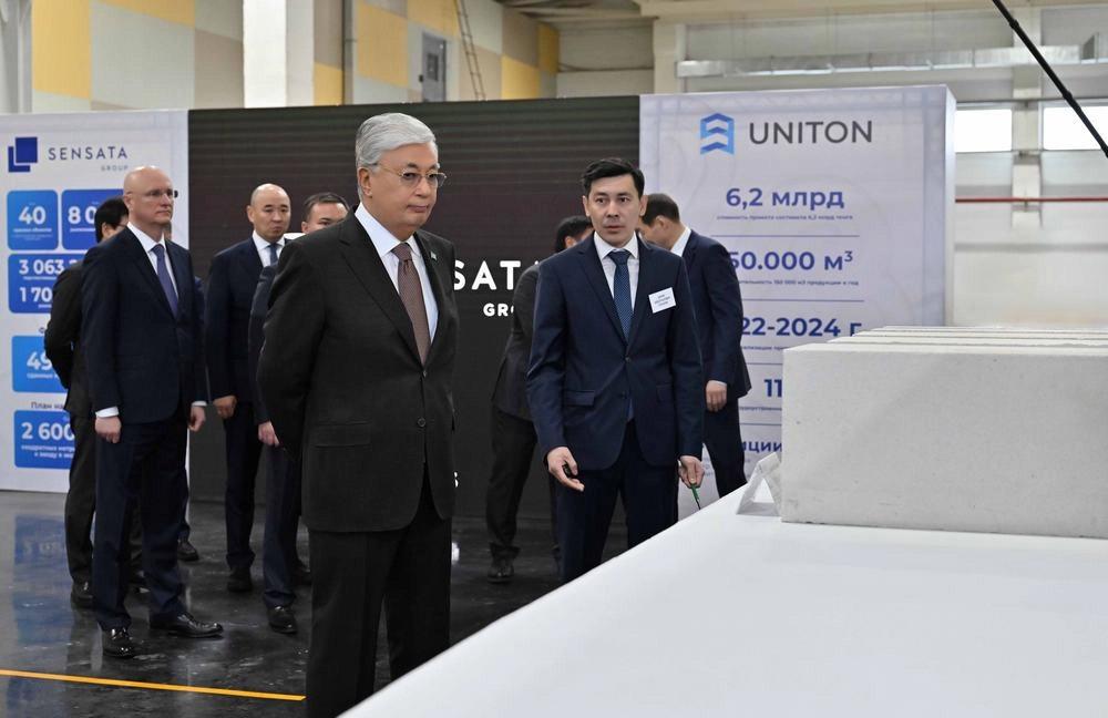 Kazakhstan-President-Tokayev-Inspects-Uniton-Factory--Teeyer-Intelligent-Opens-A-New-Chapter-in-Kazakhstan's-Construction-Industry.jpg